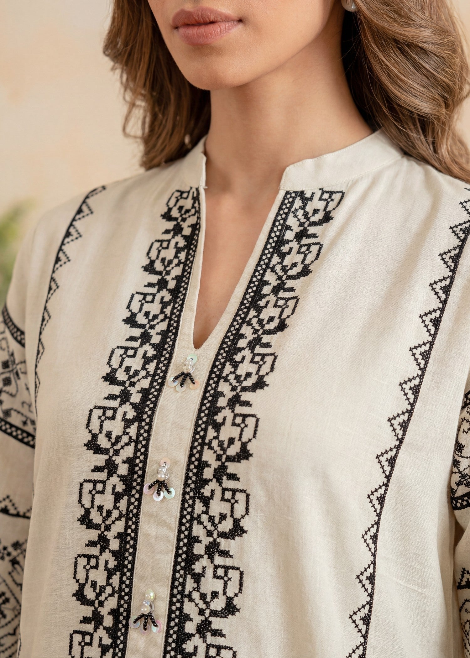 Embroidered Lawn Flapper Suit – Ivory, Summer Wear
