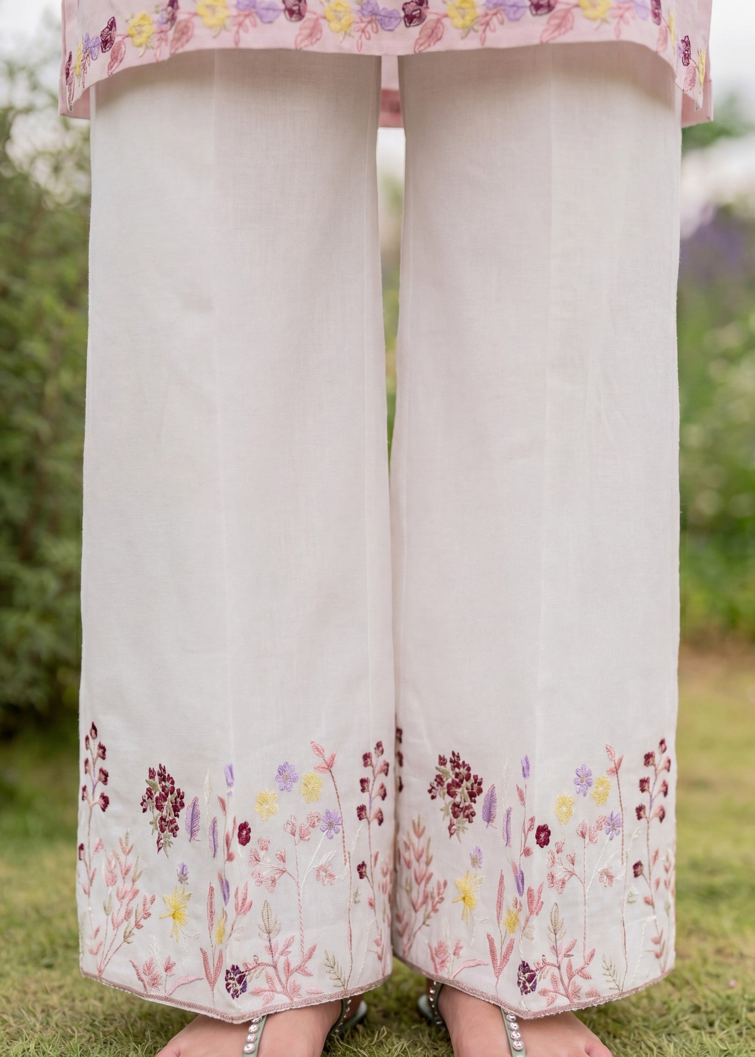 Embroidered Lawn Flapper Suit – Pink, Voile Dupatta