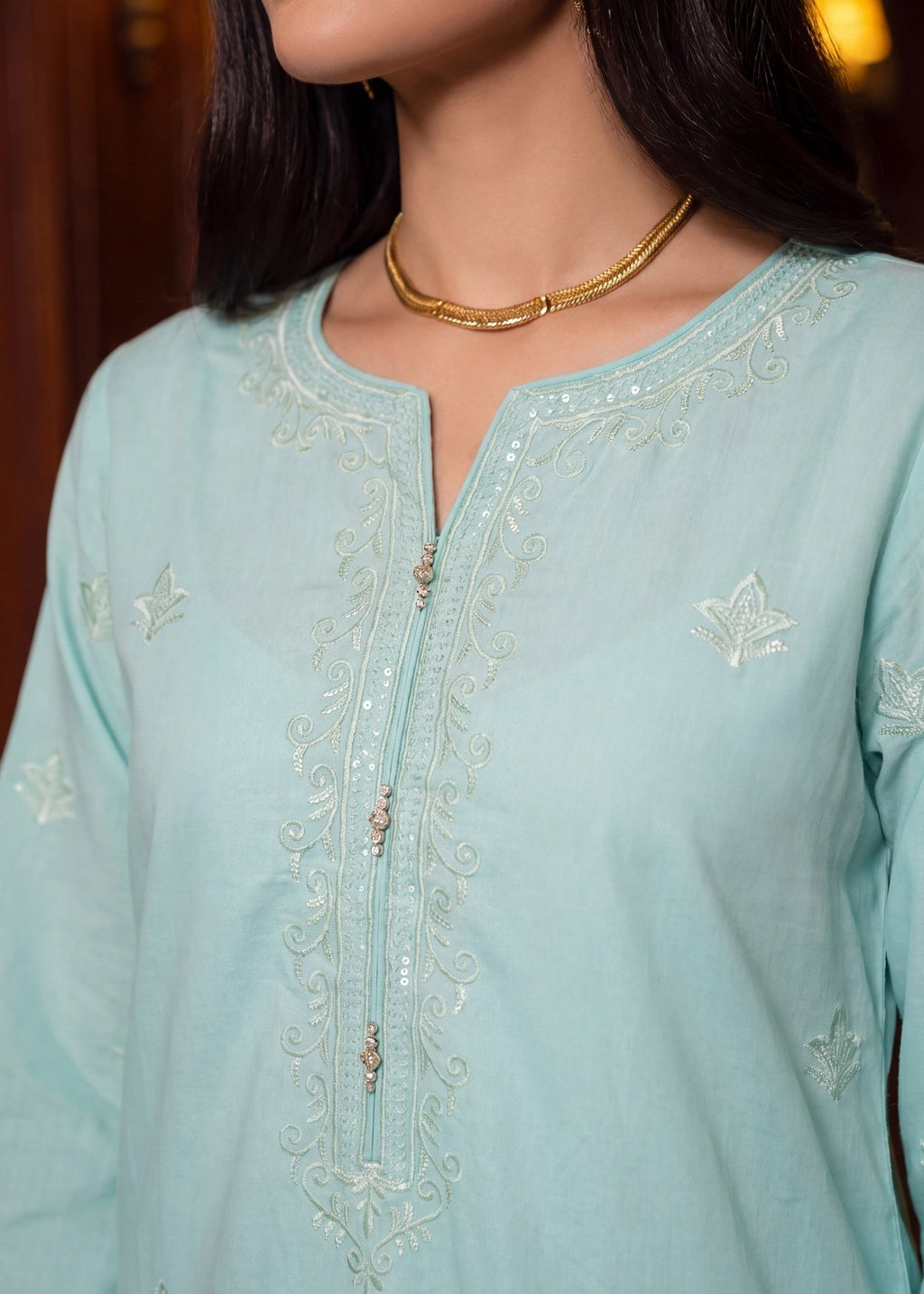 Embroidered Lawn 3-Piece Suit – Cyan, Voile Dupatta