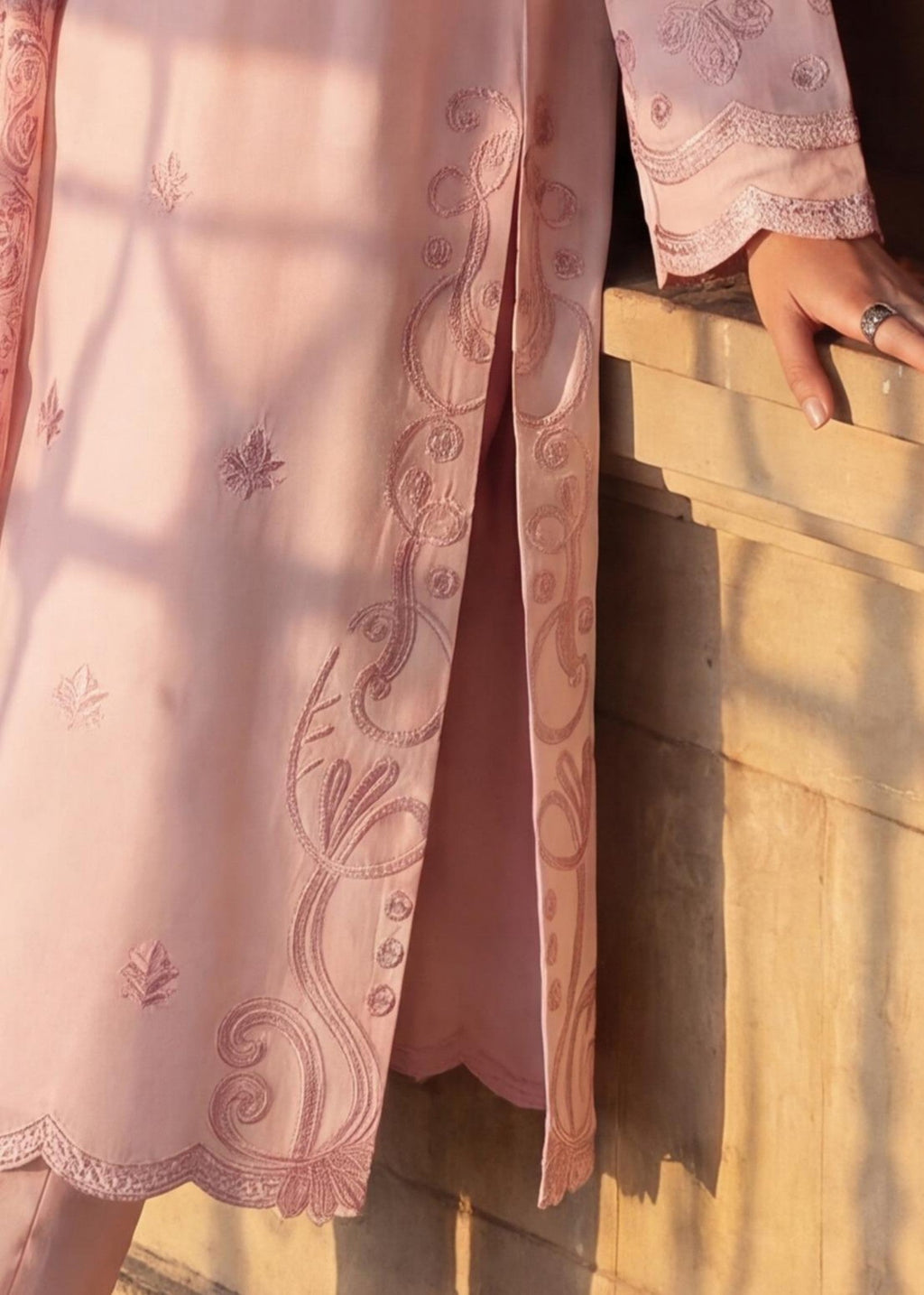 Embroidered Lawn 3-Piece Suit – Pink, Voile Dupatta