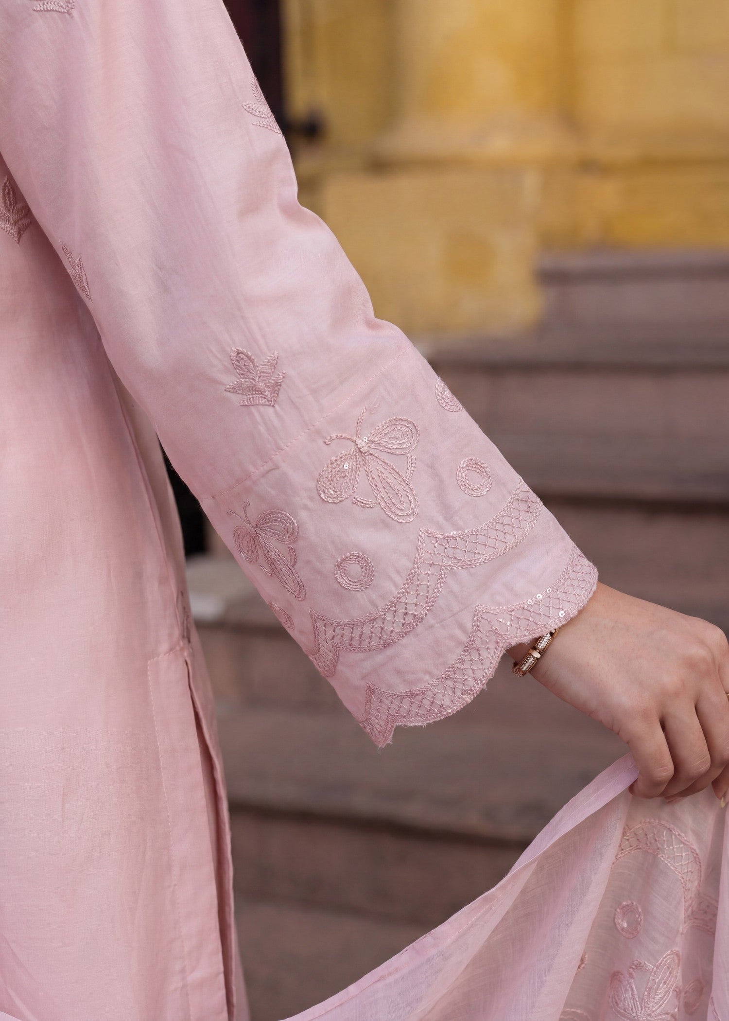 Embroidered Lawn 3-Piece Suit – Pink, Voile Dupatta