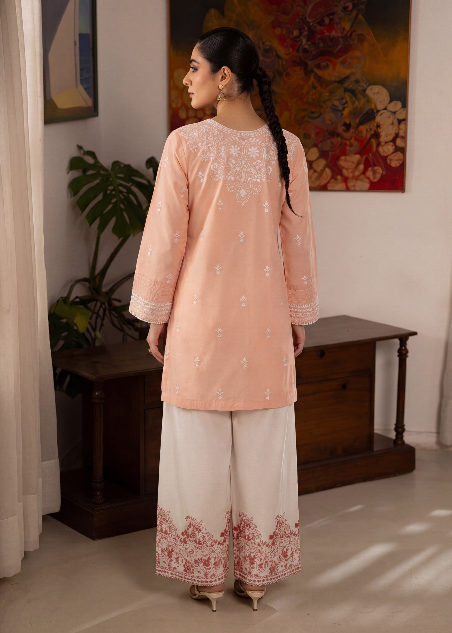 Primary title: Embroidered Lawn 2-Piece Suit – Pink, Summer Wear