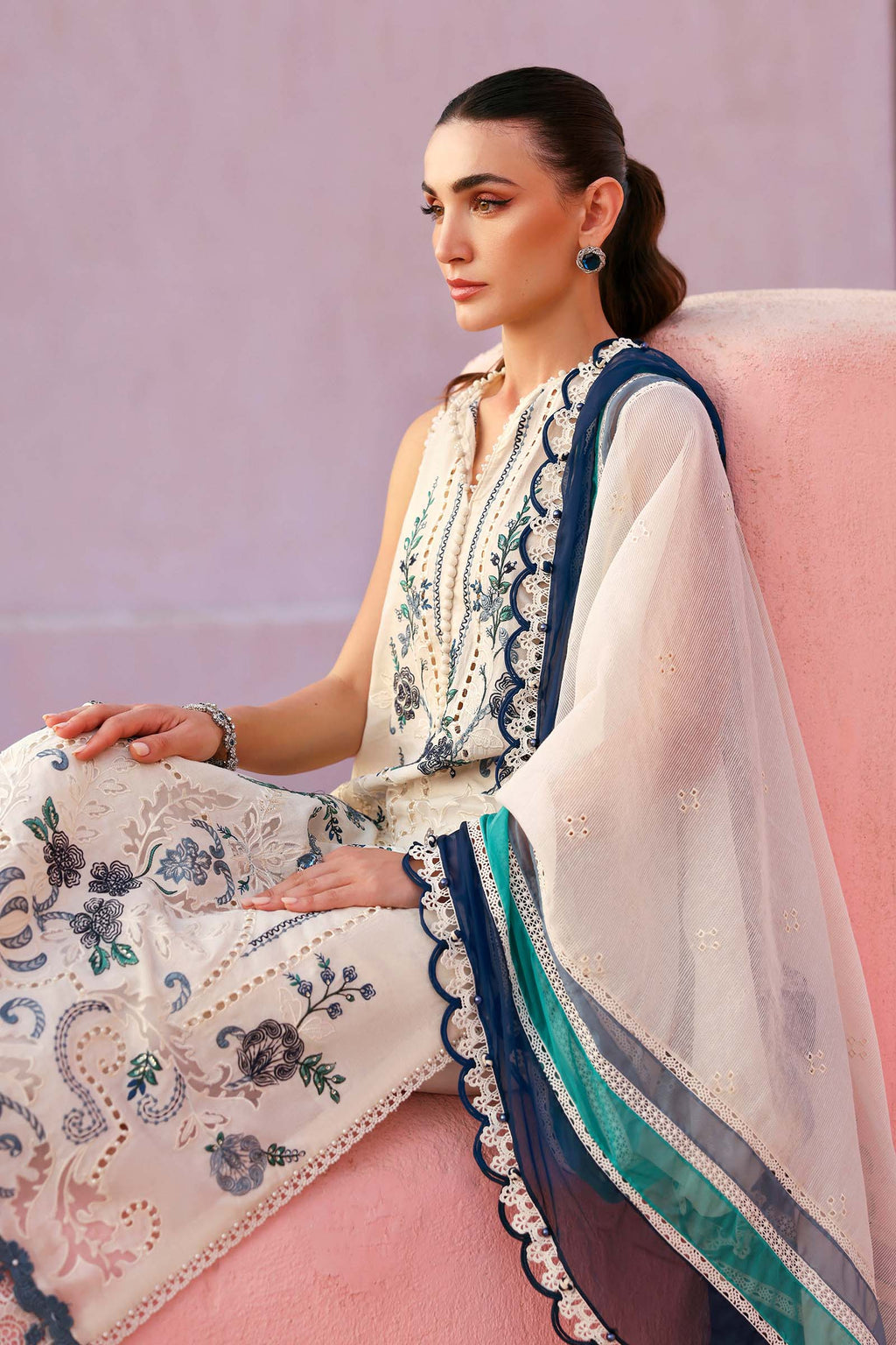 Luxury Lawn Embroidered 3PCS - NY1114