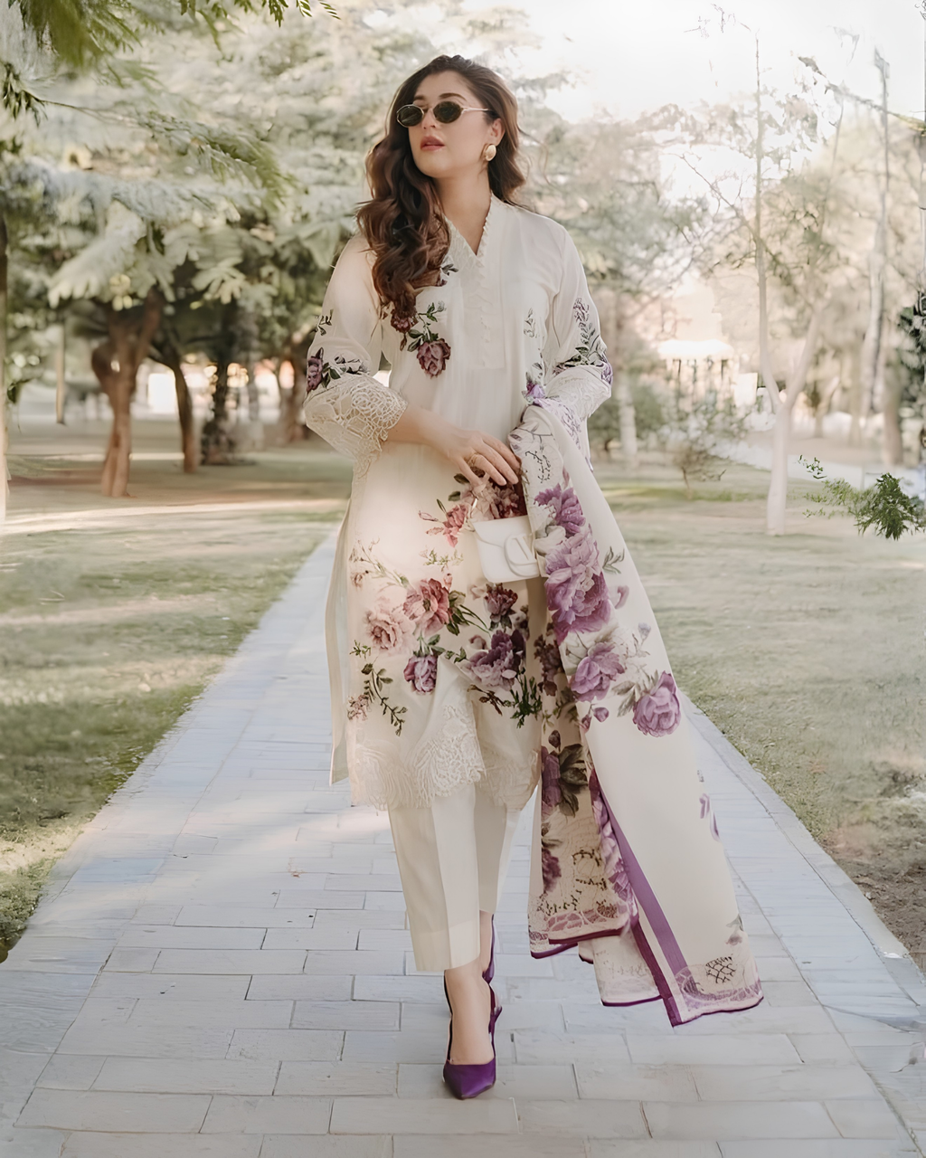 Embroidered Lawn 3-Piece Suit – White with Manaar Dupatta, Summer Daily Wear