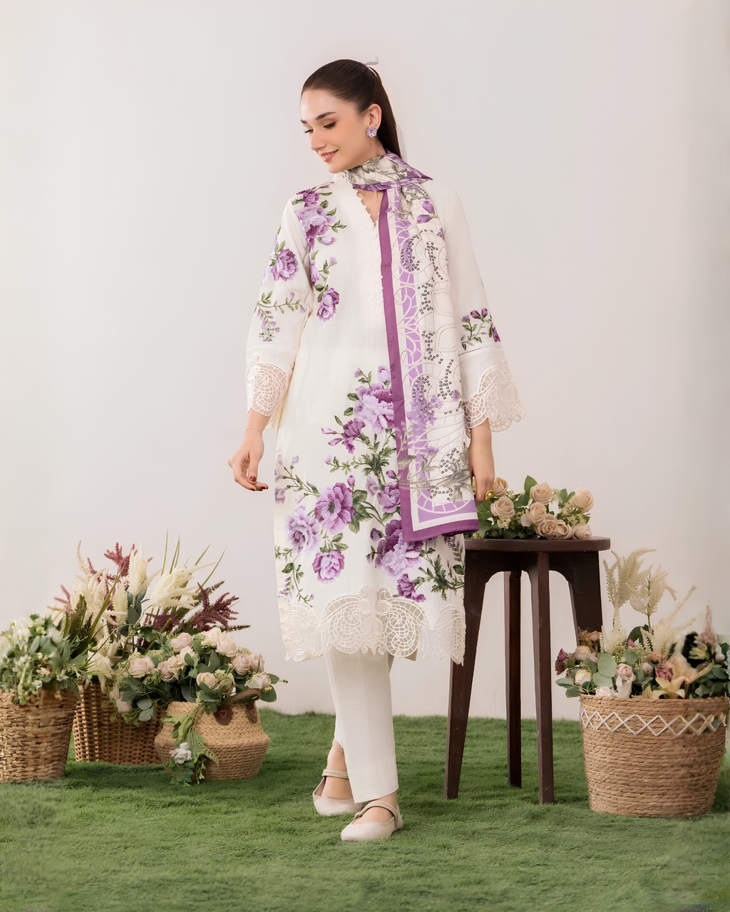 Embroidered Lawn 3-Piece Suit – White with Manaar Dupatta, Summer Daily Wear