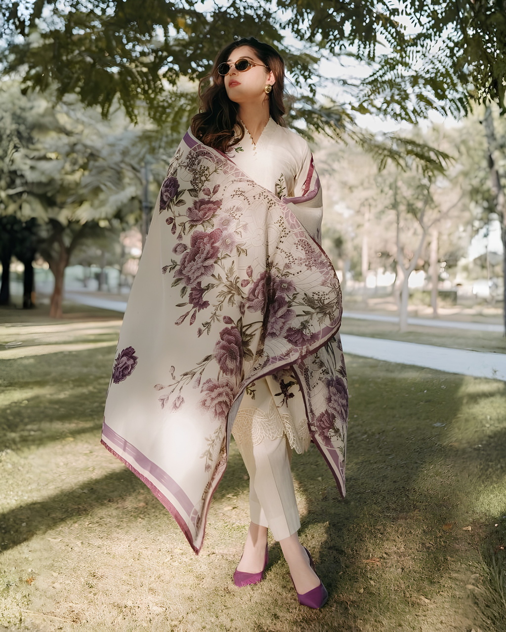 Embroidered Lawn 3-Piece Suit – White with Manaar Dupatta, Summer Daily Wear