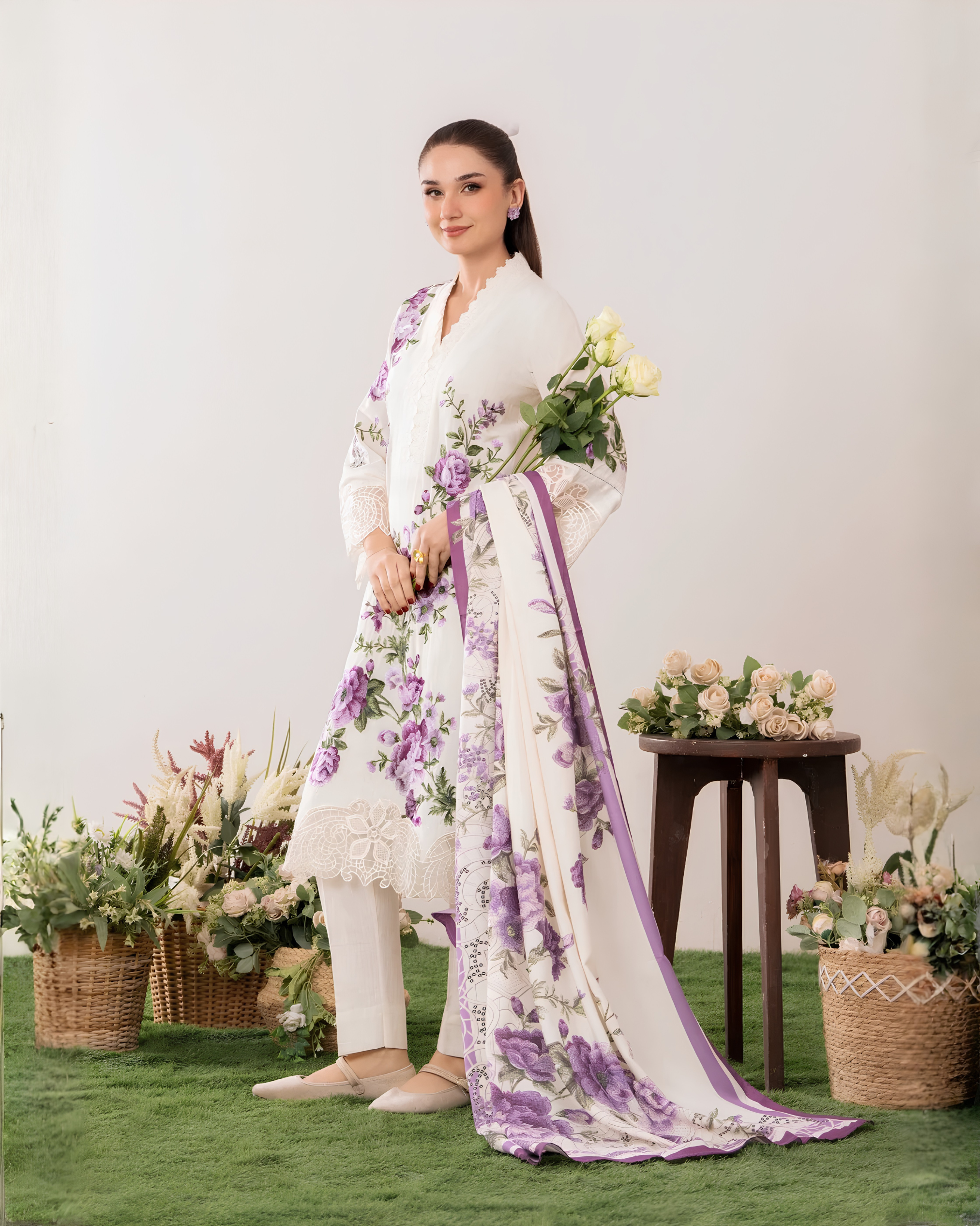Embroidered Lawn 3-Piece Suit – White with Manaar Dupatta, Summer Daily Wear