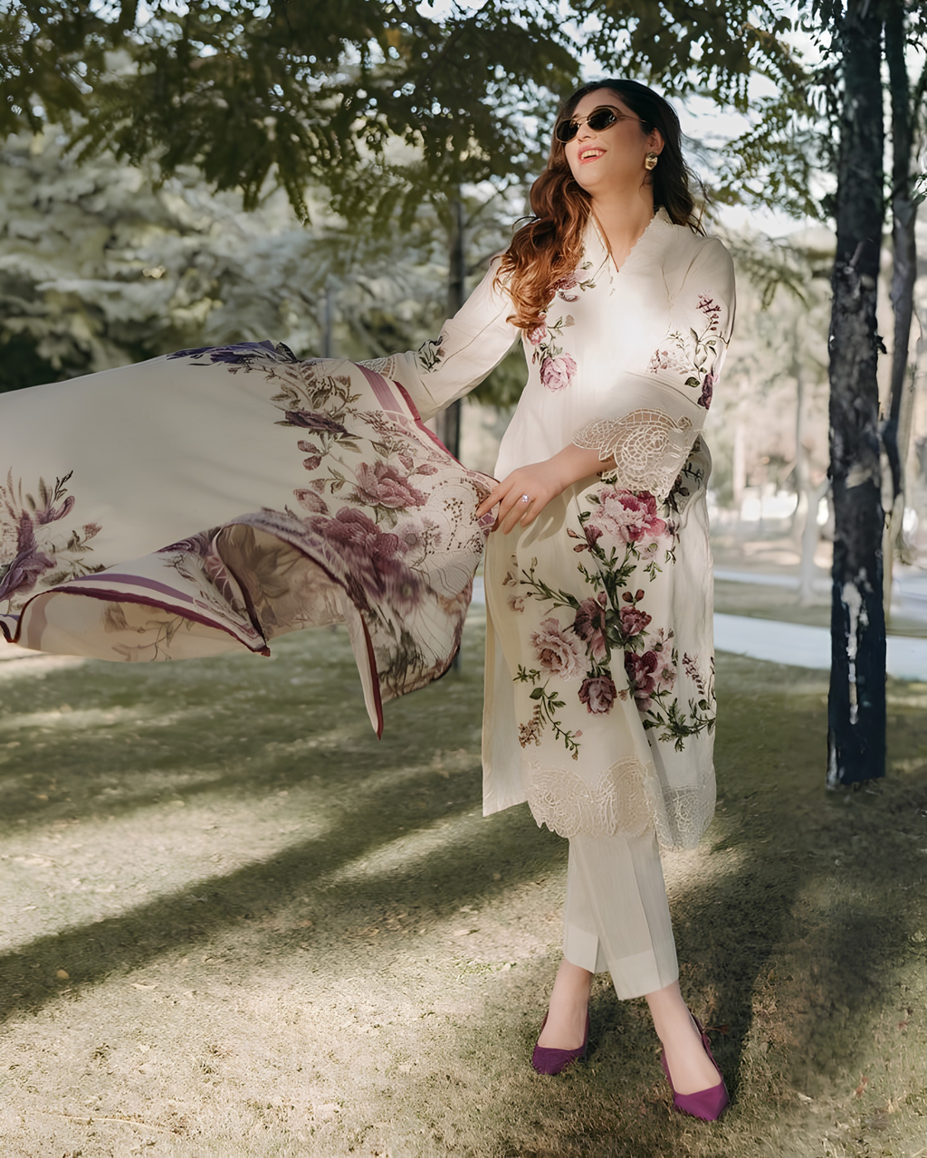 Embroidered Lawn 3-Piece Suit – White with Manaar Dupatta, Summer Daily Wear