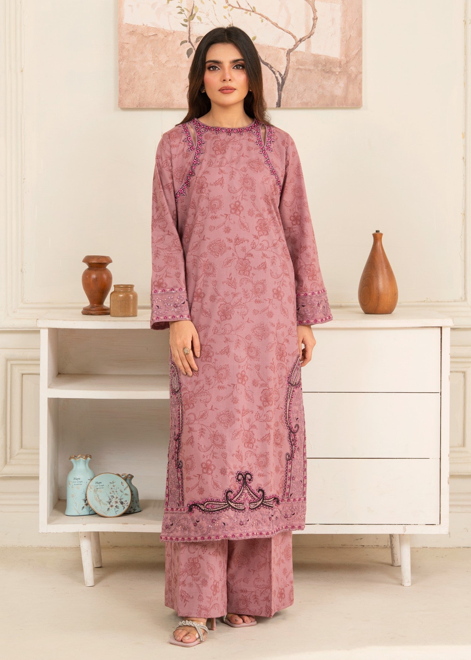 Embroidered Lawn Flapper Suit – Pink, Summer Wear